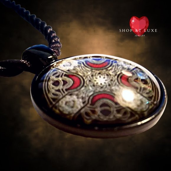 Celtic Knot Moon Goddess Necklace - Picture 4 of 5